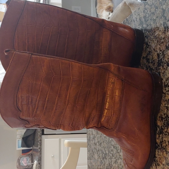 Joan & David boots - Picture 2 of 4